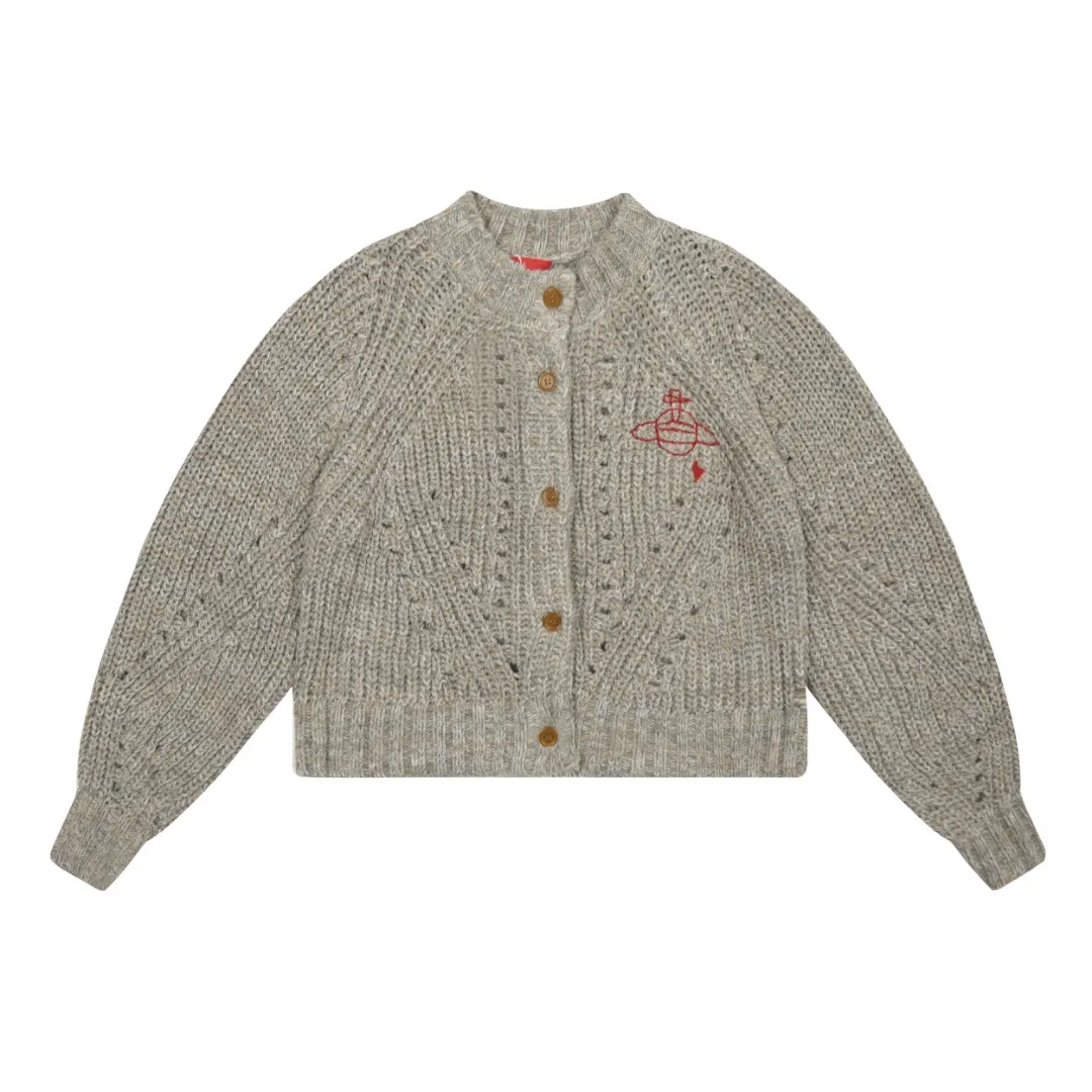 VIVI117# vivienne west wood Queen Mother of the West Vivienne Saturn Heavy-duty multi-needle craft cardigan Heavy original mold opening This truth be told, no one except my family would be willing to make it. The complexity of the weaving pieces is visible to the naked eye. It is time-consuming and labor-intensive. The high-gram weight wool blended garment is substantial. The highest quality in the entire network. Order with confidence - full range of correct accessories. Every detail is completely restored. Directly stretched. Size: S - M - L Color: uniform color